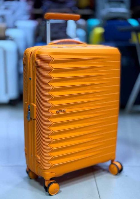 Валіза American Tourister FastForward ручна поклажа 55 х 40 х 20/23 см