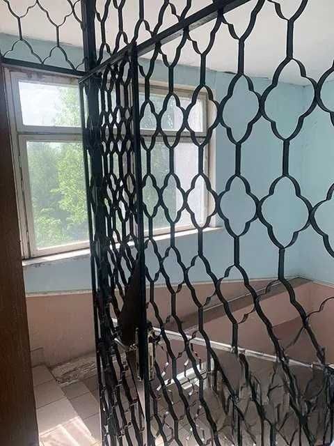 Продається офісне приміщення, кабінетна система, ПЗР