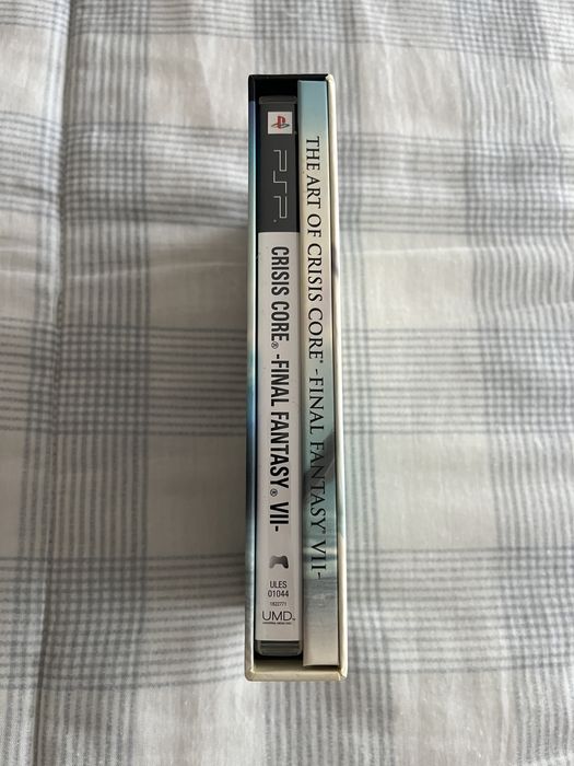 Crisis Core Final Fantasy VII PSP Limited Edition