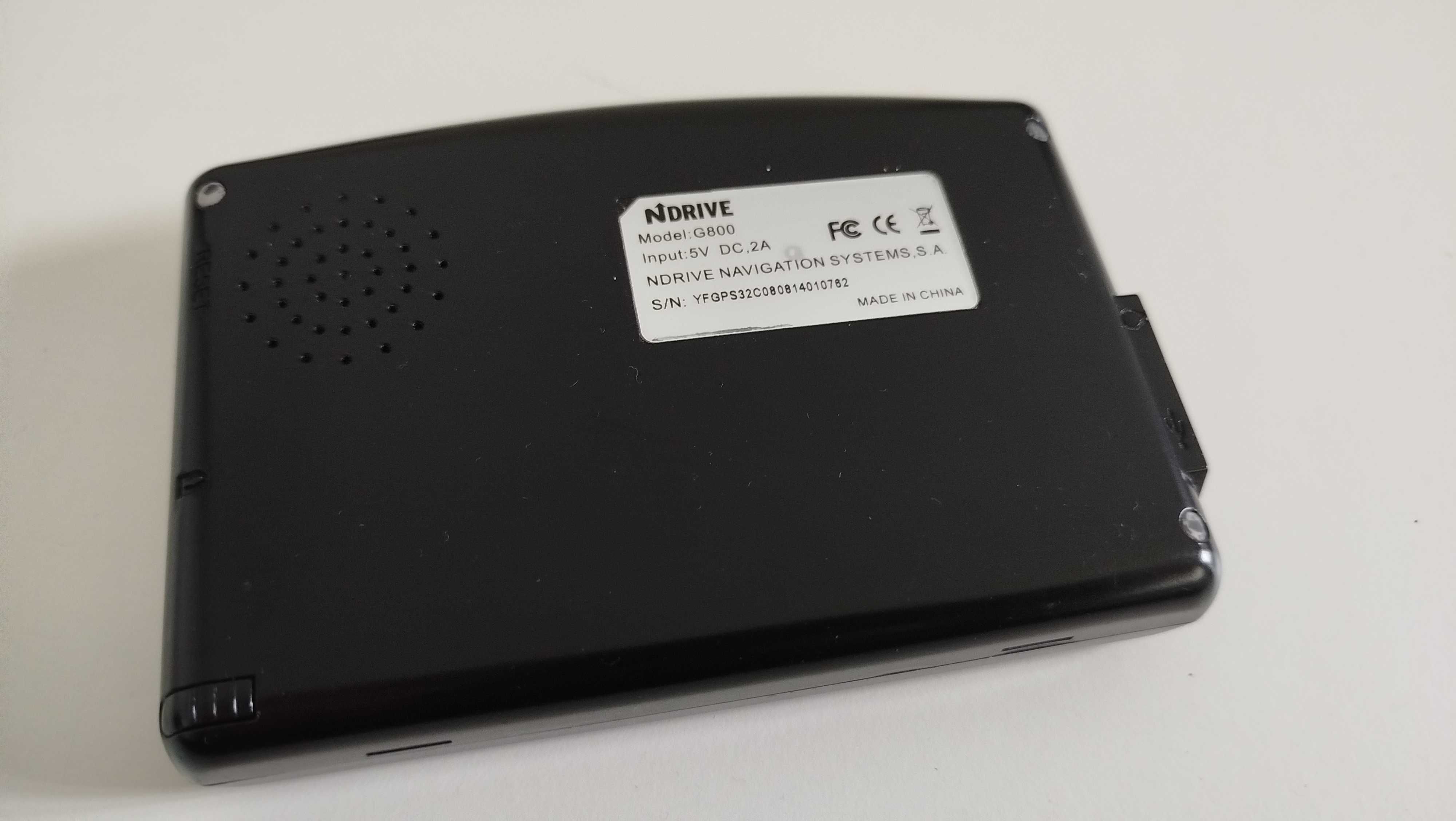 GPS NDRIVE G800R com Acessórios (Com Software NNG iGO 8)