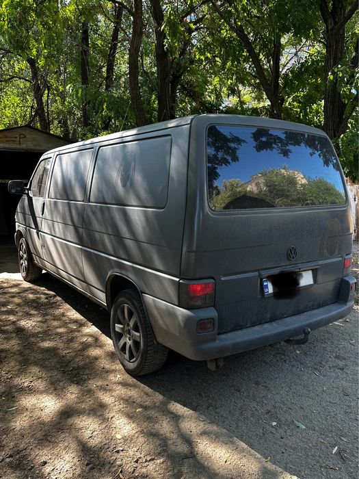 VW Transporter T4 2.4