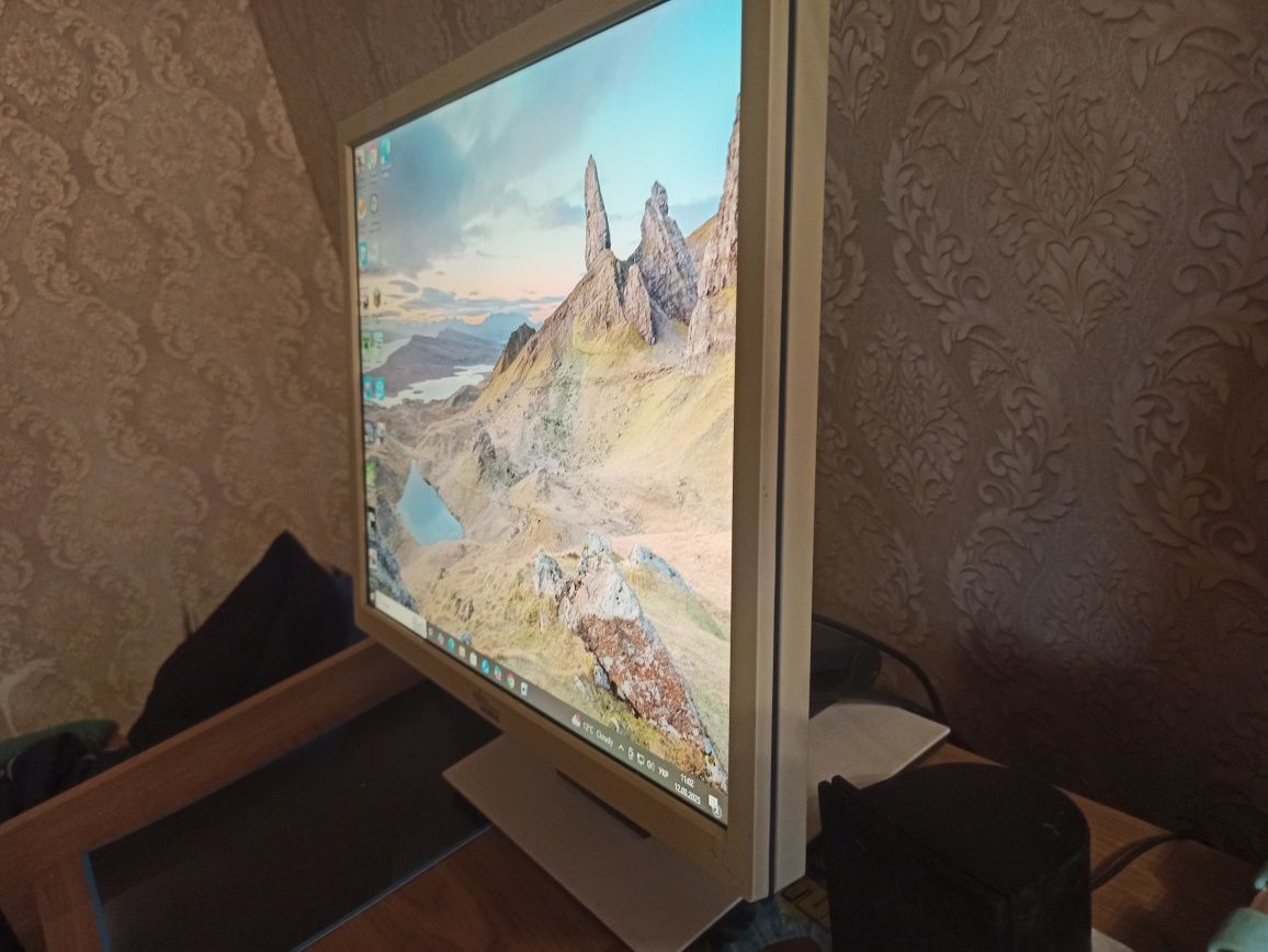 Монітор 19" Fujitsu scenicview P19-3, vga/dvi