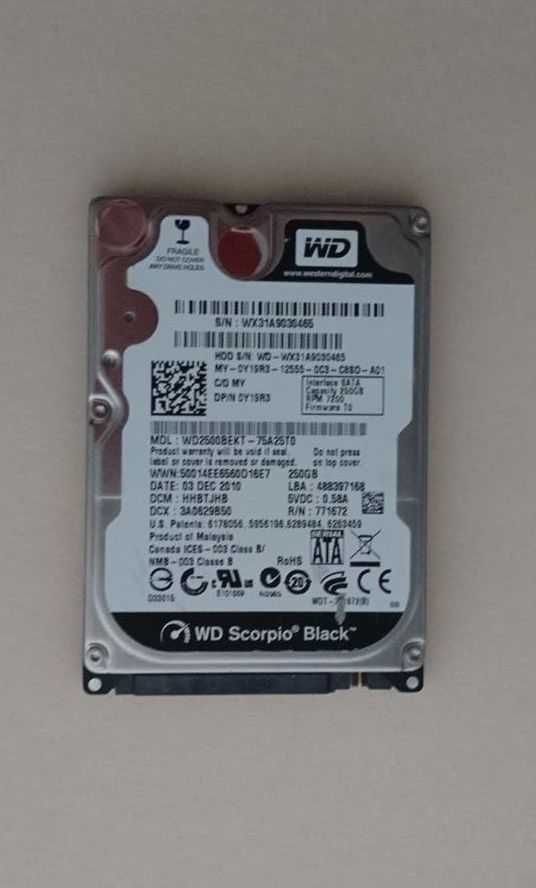 Dyski 2.5" do laptopa 3 sztuki - uszkodzone  1 TB, 250 GB, 80 GB