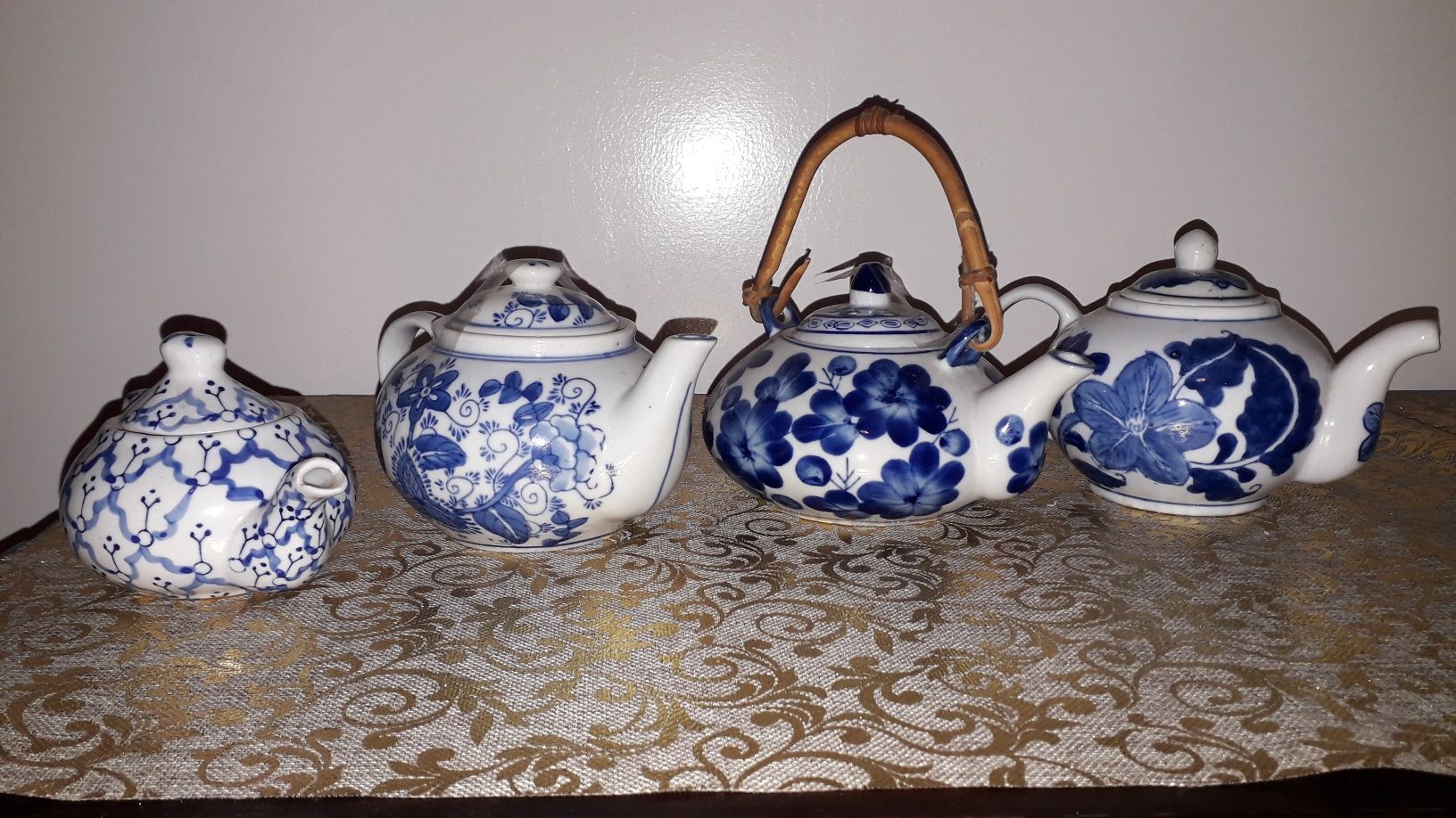 Varias peças em porcelana chinesa