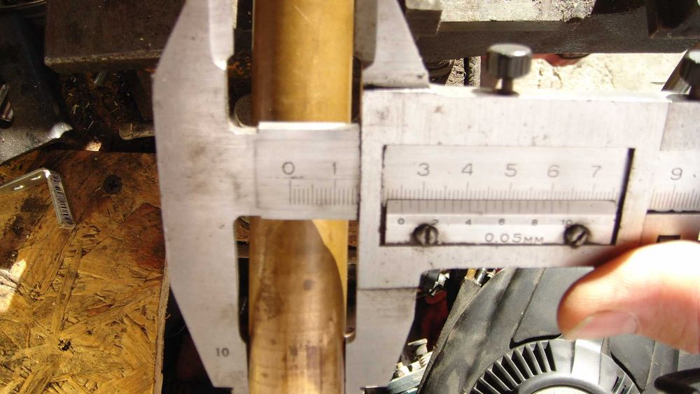 Śruba napędowa nastawna składana