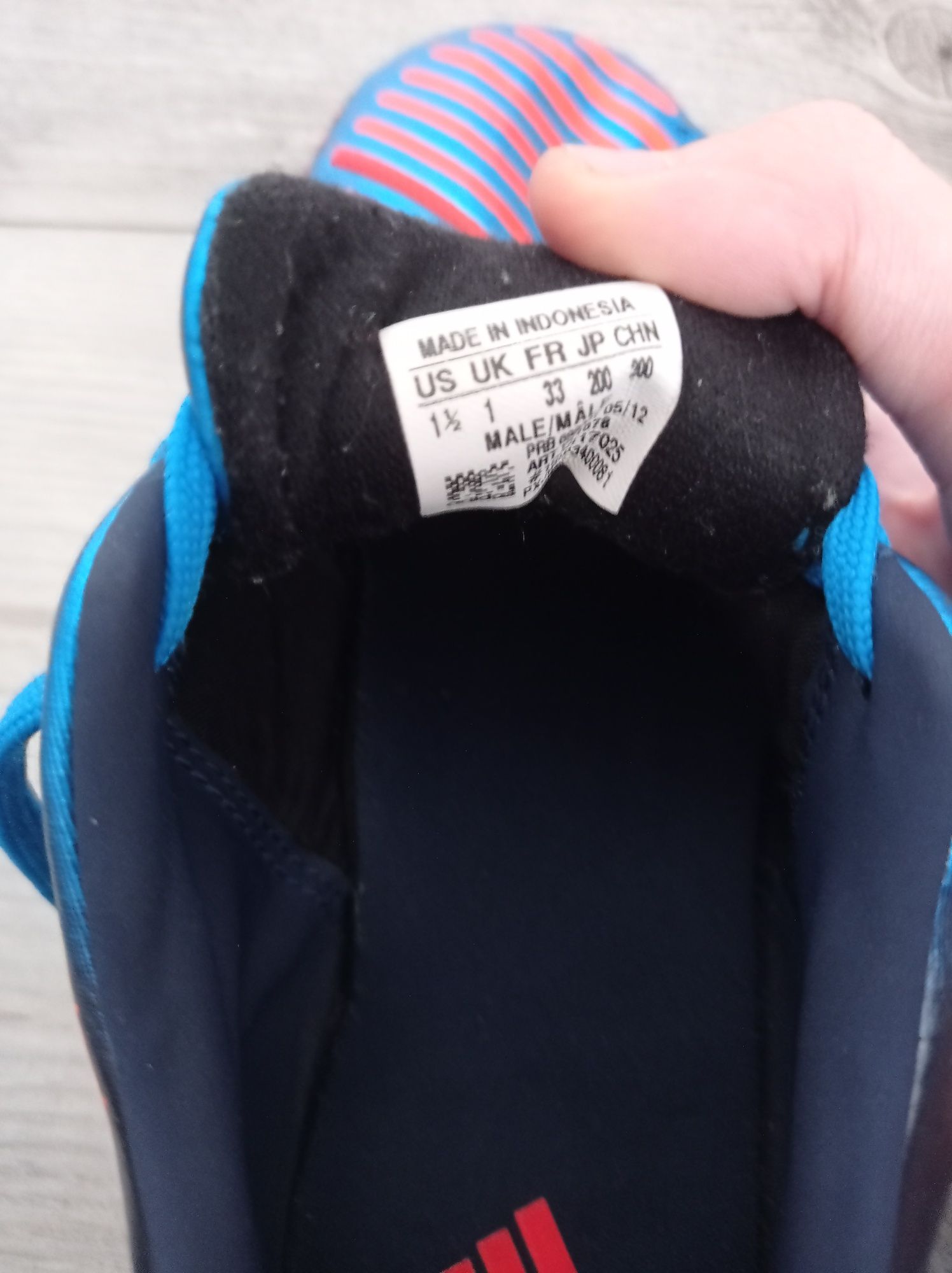 Korki adidas predator absolado roz.33