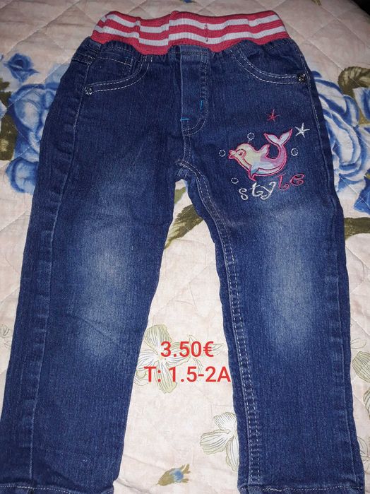 Roupa de menina, tamanho 1.5 a 2 anos.