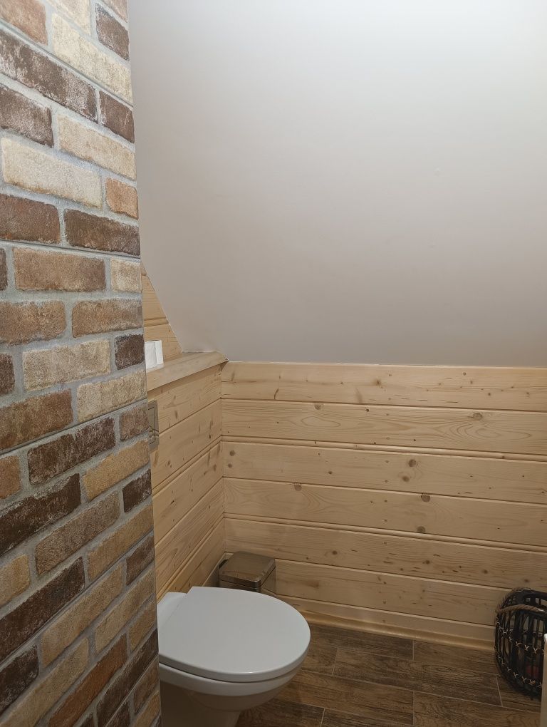 Całoroczny domek do wynajęcia z jacuzzi
