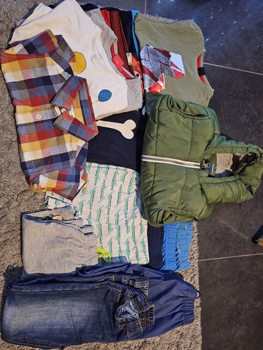 Zestaw ubrań dla chłopca 98-104 cm