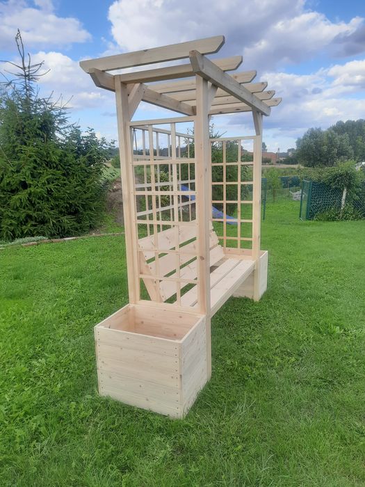 Pergola z ławką, donice