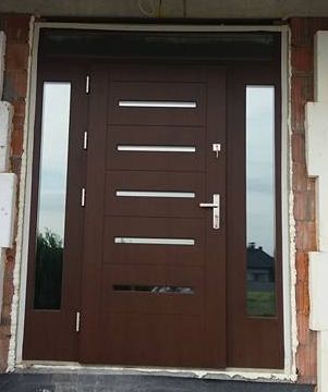 Drzwi zewnętrzne drewniane 8 cm z montazem dzh41
