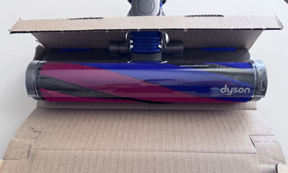Dyson v12 Elektroszczotka Slim Fluffy nowa