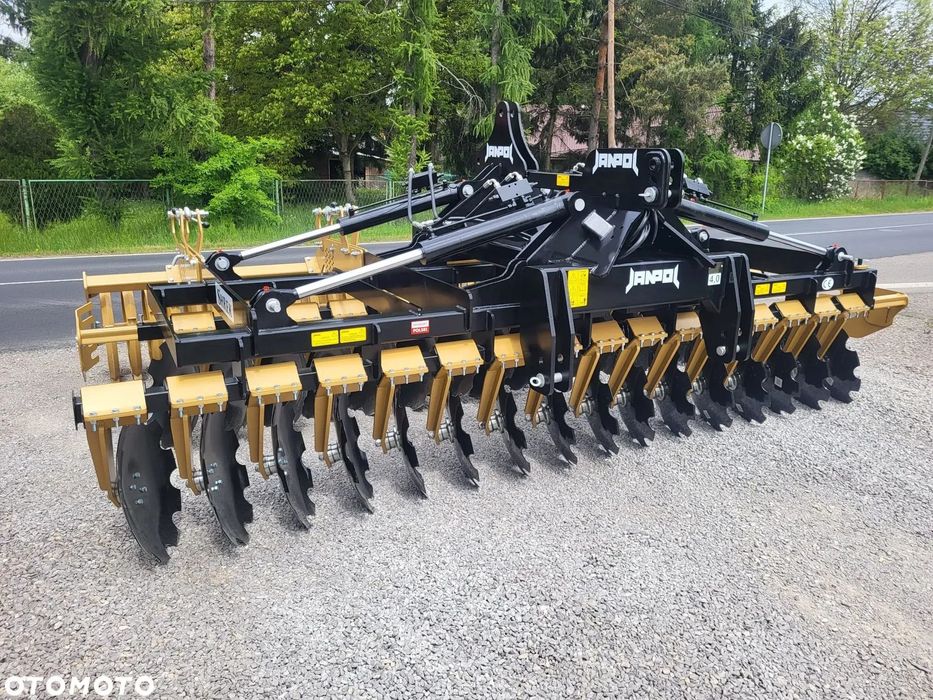 BRONA TALERZOWA talerzówka ciężka/ 4m/ 4 siłowniki/ wał daszkowy fi600