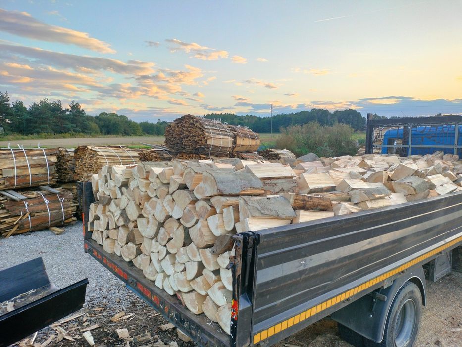 Grab Brzoza olcha Dąb Buk drewno kominkowe układane twarde liściaste