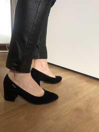 Buty damskie 37 zamsz jak nowe