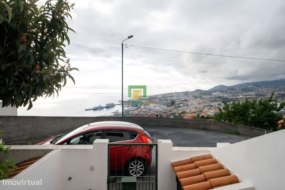 Apartamento T4- Santa Maria Maior