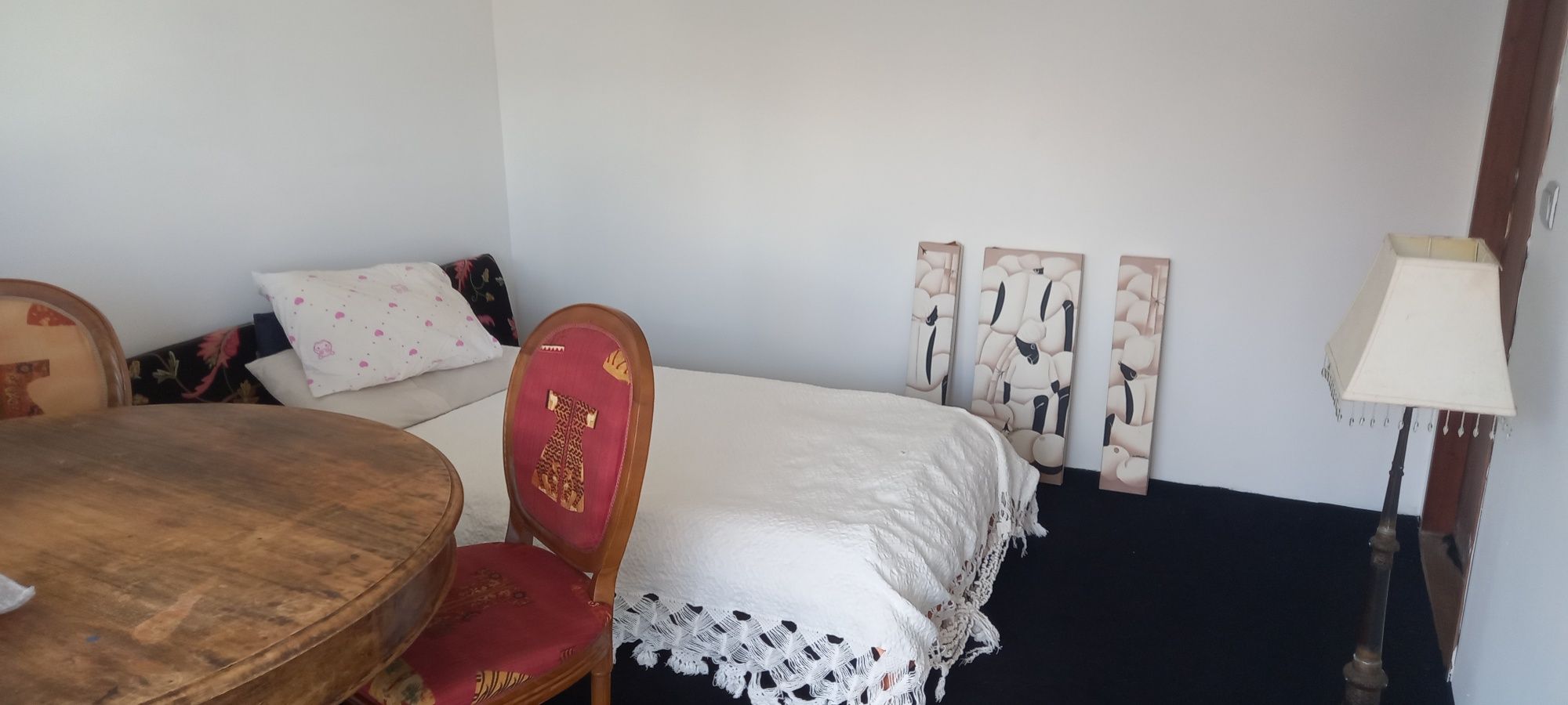 Alugo quarto com despesas incluidas