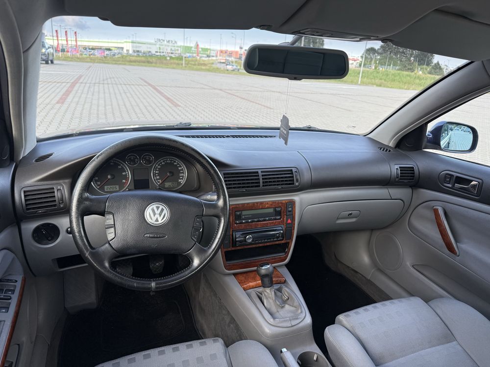 Volkswagen passat b5 FL 2.0 benzyna, tempomat, klima