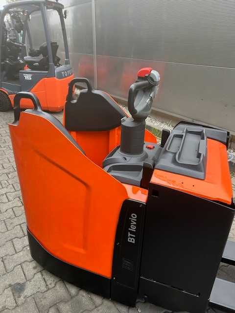 Wózek paletowy Toyota LPE250 Rydwan 2015rok widły 2350mm stan bdb