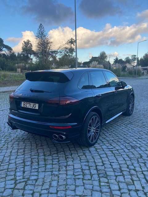 Porsche Cayenne S 3.0i Hibrido Plug-in