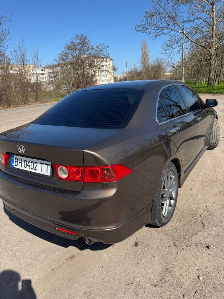 Honda Accord 2006 года