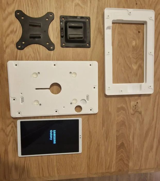 Smarthome tablet z białą ramką - Samung A7 wifi +Vidamount