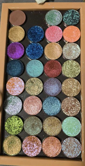 zestaw kosmetyków nars it cosmetics AAW abh GS inglot MUFE dessi EL YK