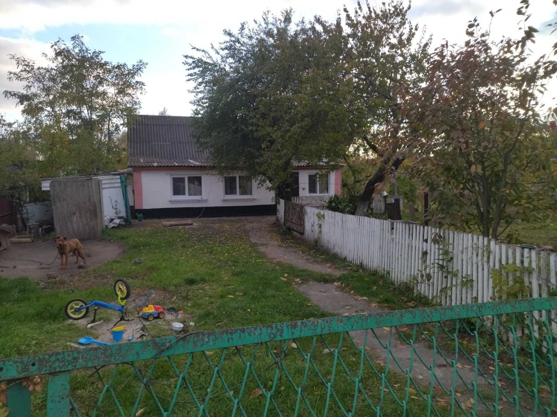 Обміняю Будинок на квартиру в Києві