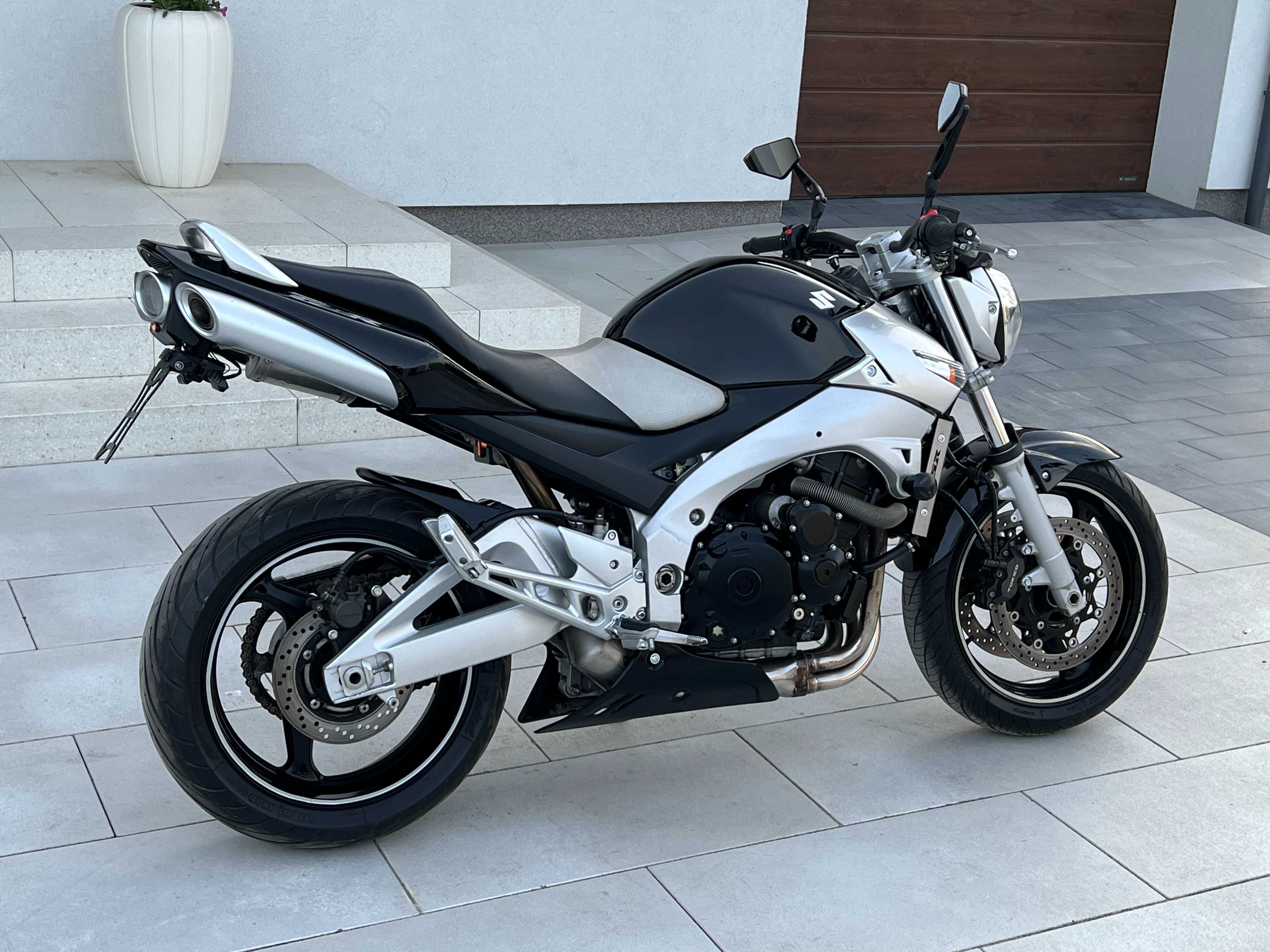 Suzuki GSR 600  2006 z Niemiec  bezwypadkowy  bdb stan  FILM
