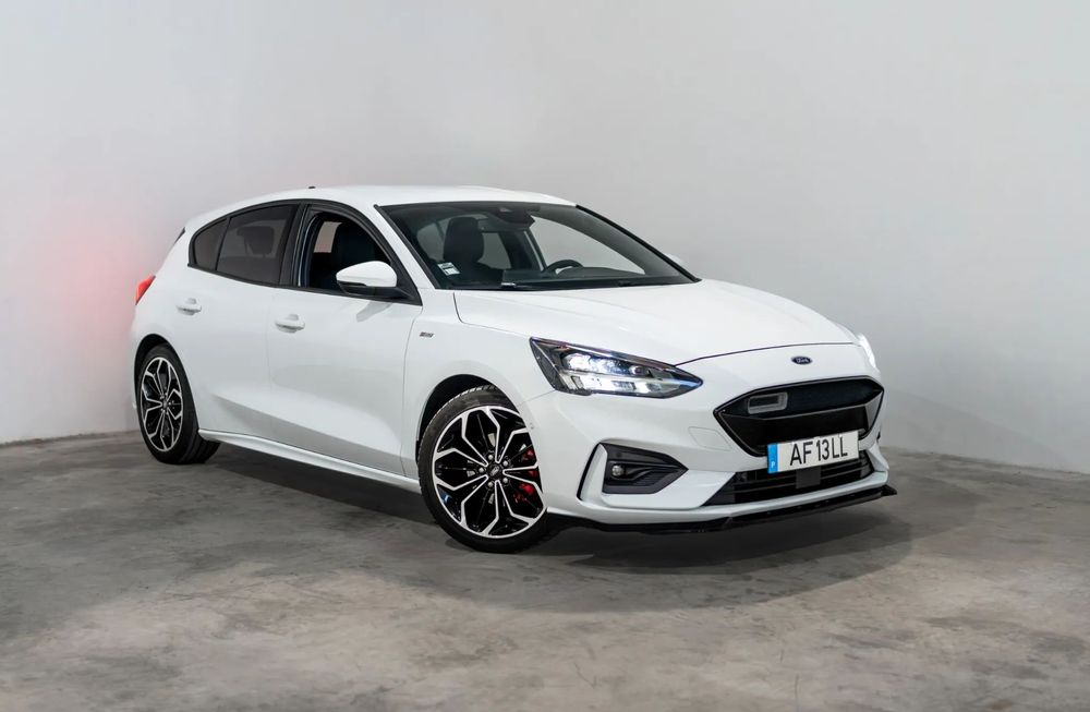 Ford Focus 1.0 EcoBoost MHEV ST-Line X