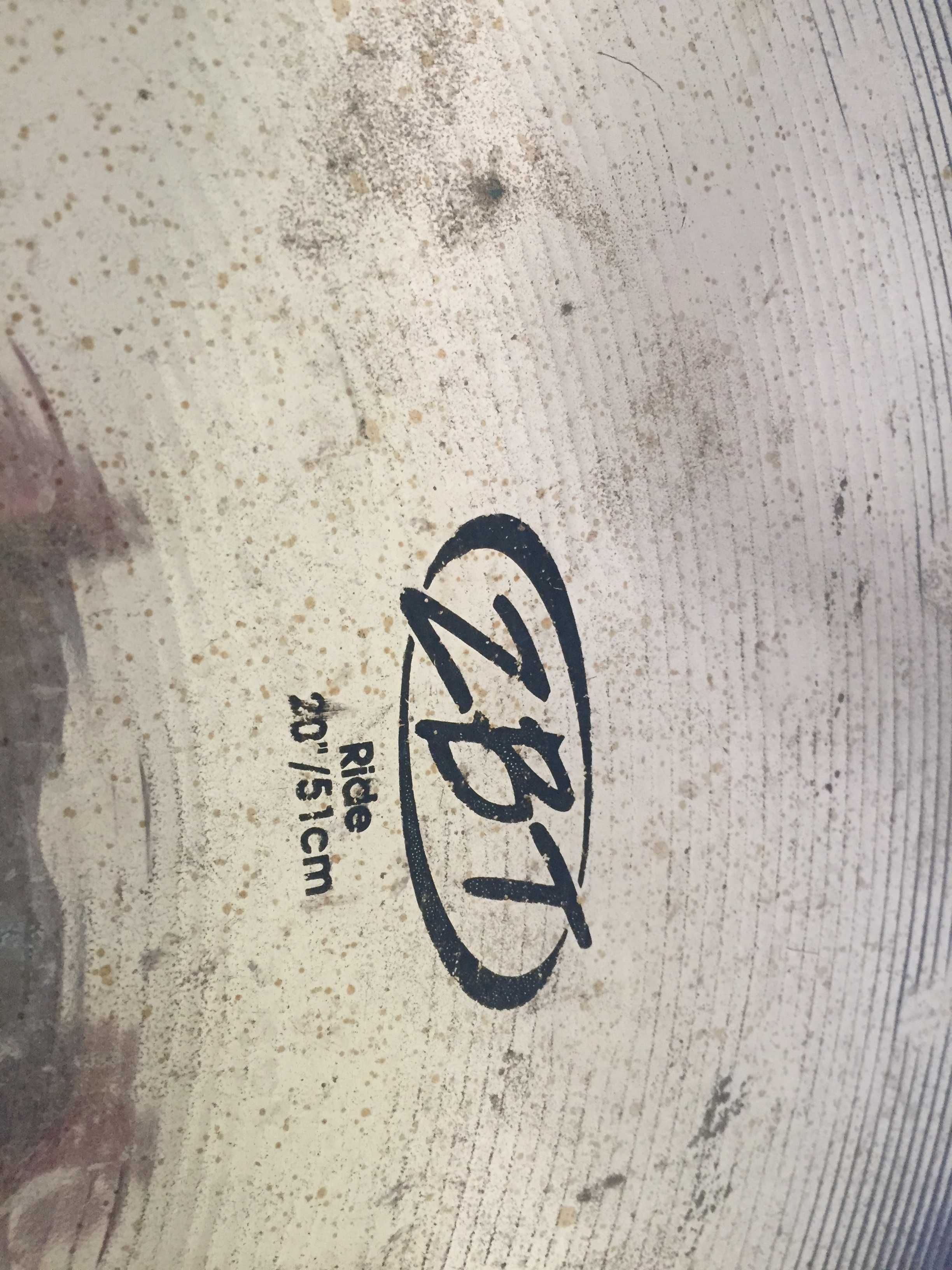 Talerze Zildjian ZBT komplet