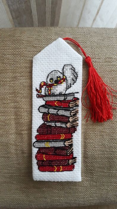 Marcadores de livros em ponto cruz