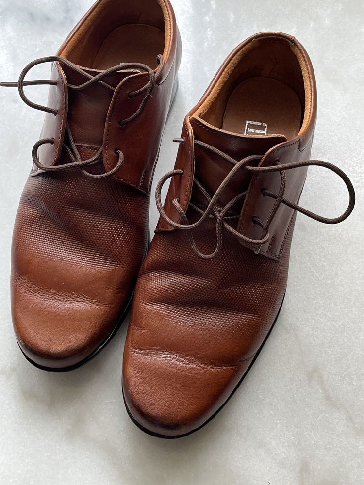 Buty skórzane komunijne  eleganckie