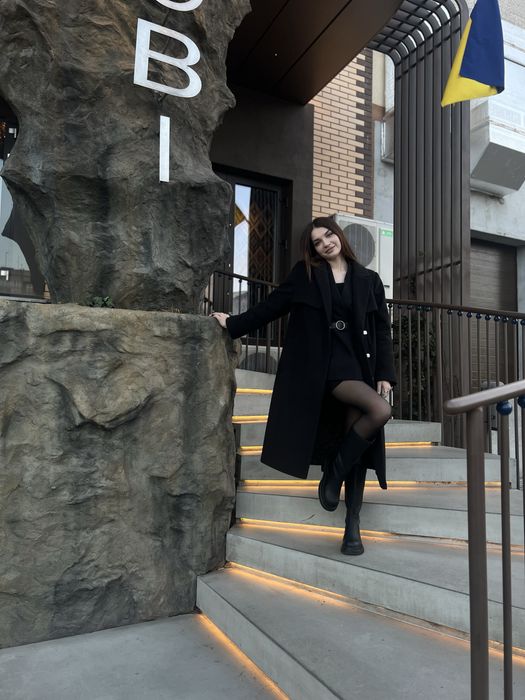 Зимове пальто, українського бренду