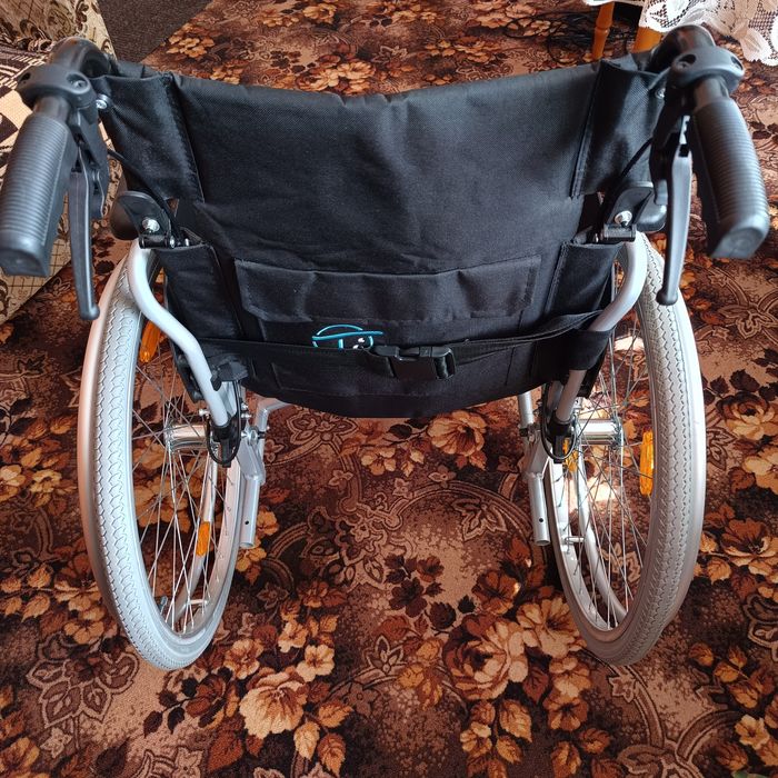 Sprzedam wózek inwalidzki ręczny aluminiowy Everyday Tim 46