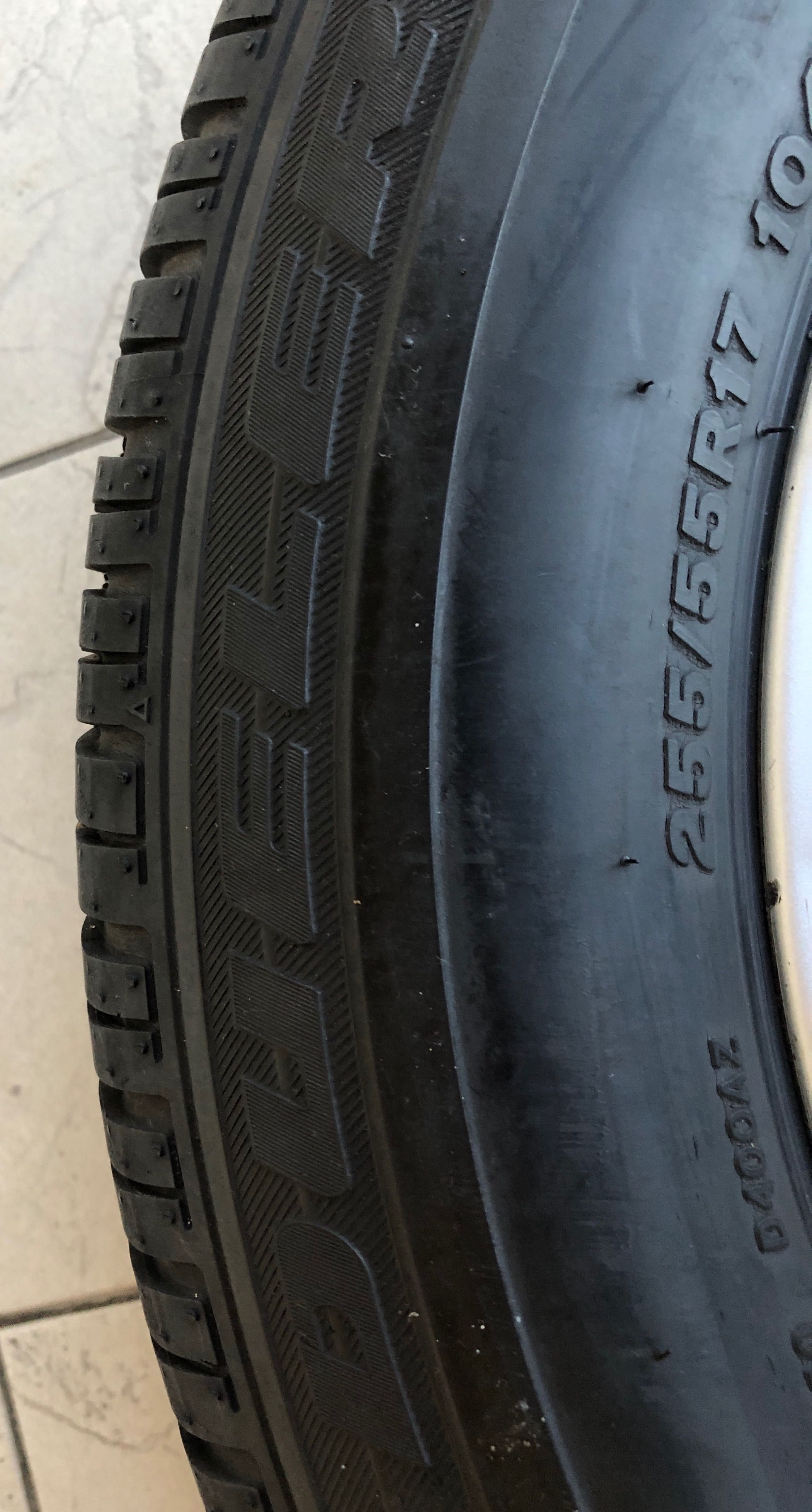 Koła Mercedes R17 255/55 z oponami Bridgestone warto