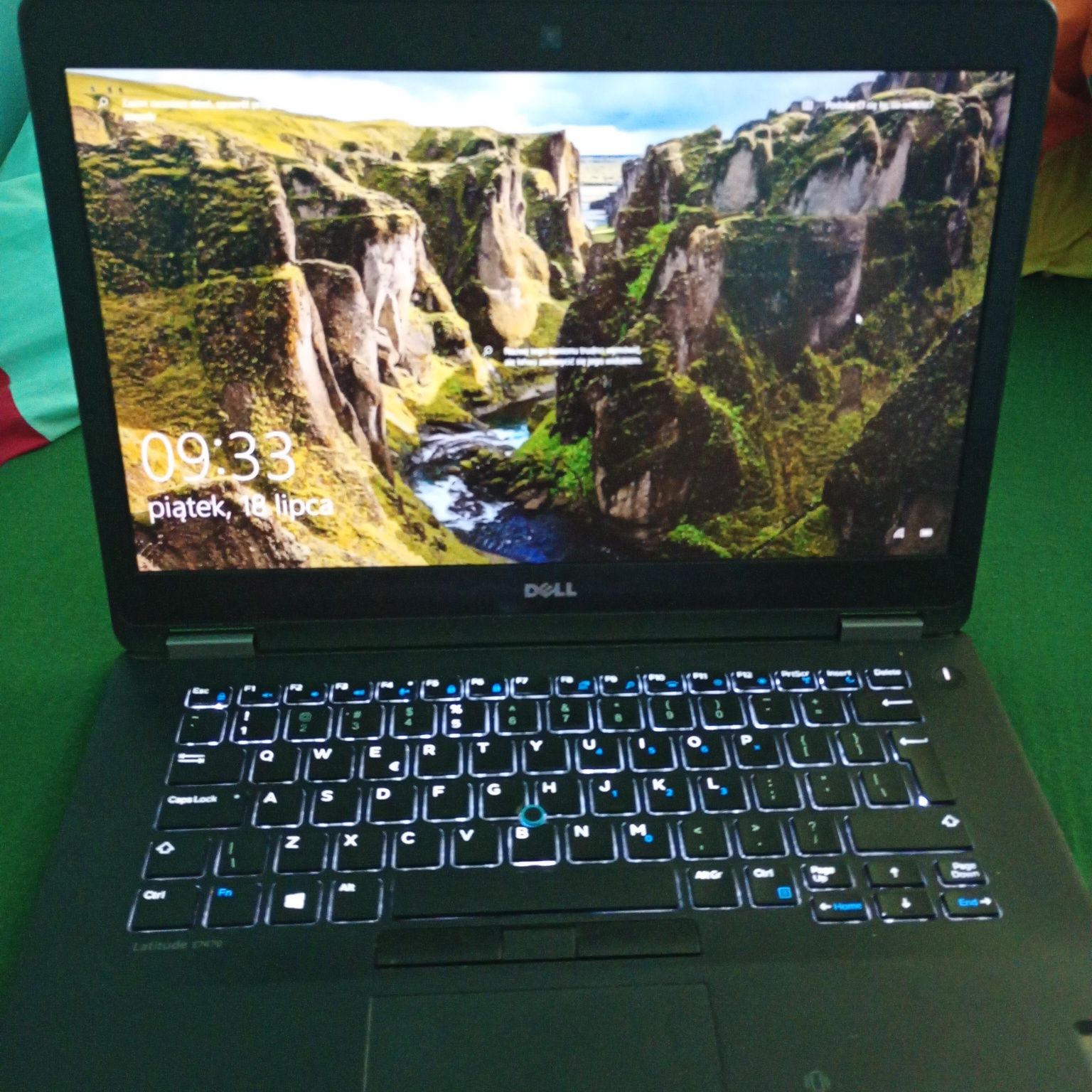 Laptop do gier i pracy