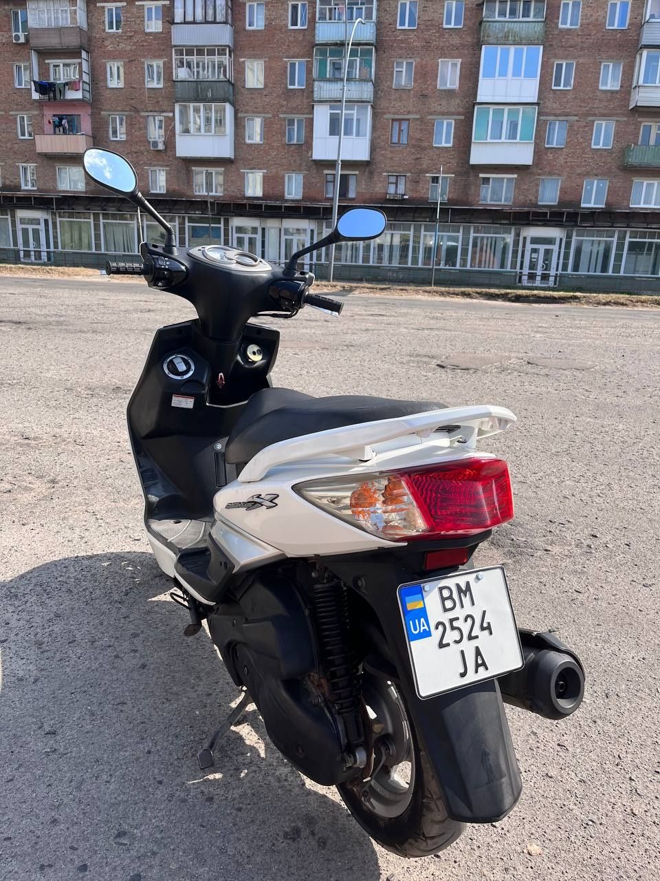 Продам Yamaha Cygnus 125 без пробігу по Україні,з документами