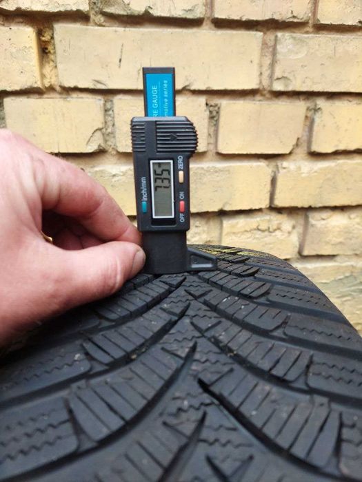 Шини б/у 195 65 R15 Hankook Winter Icept RS2