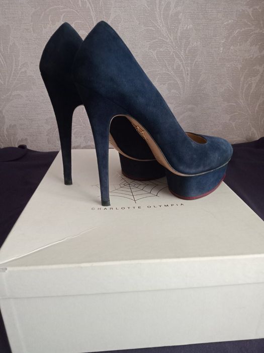 Туфли Vero Cuolo 38 размер