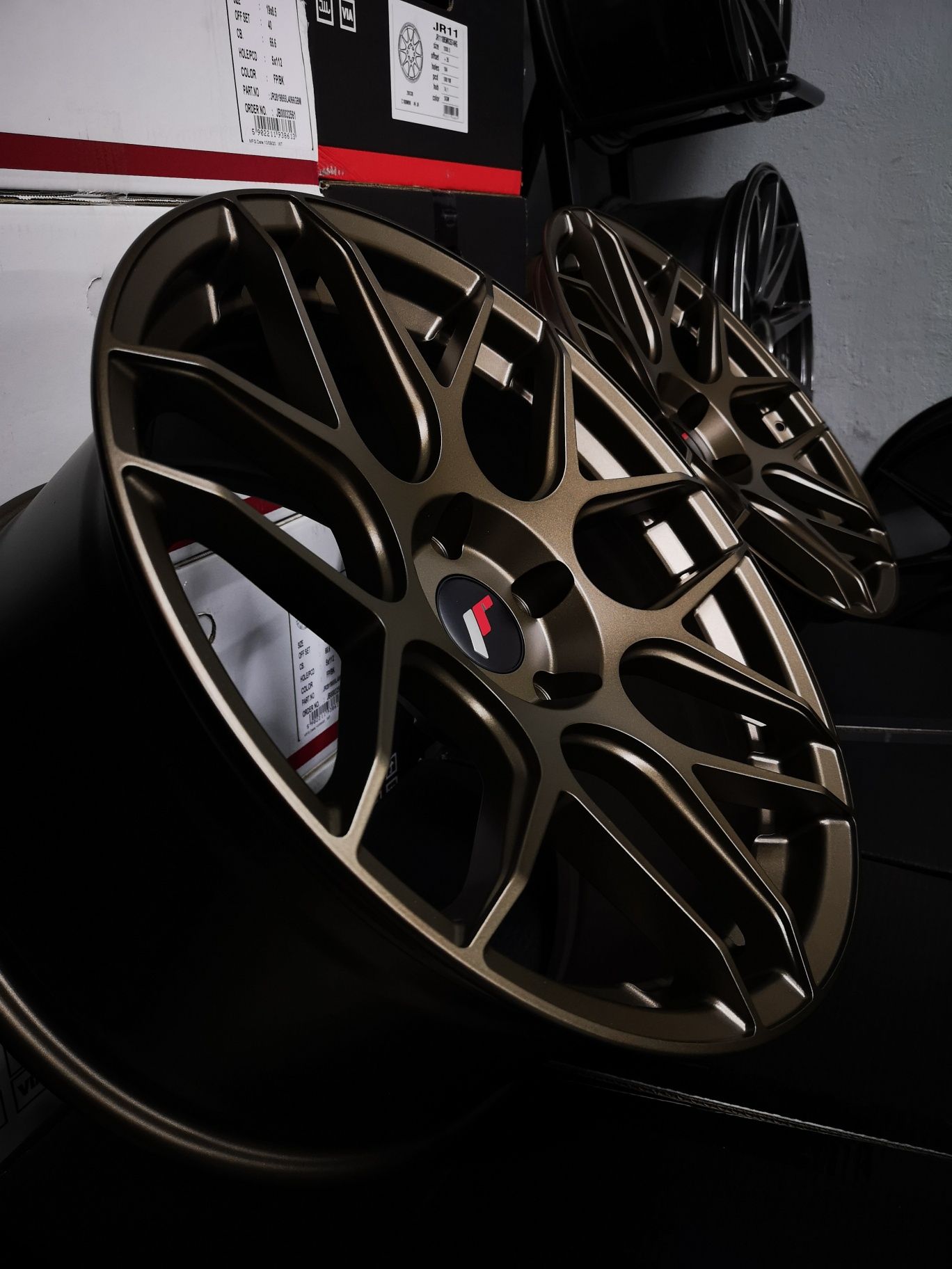 Felgi Japan Racing JR18 19" 8,5J + 9,5J 5x112 5x120 BMW