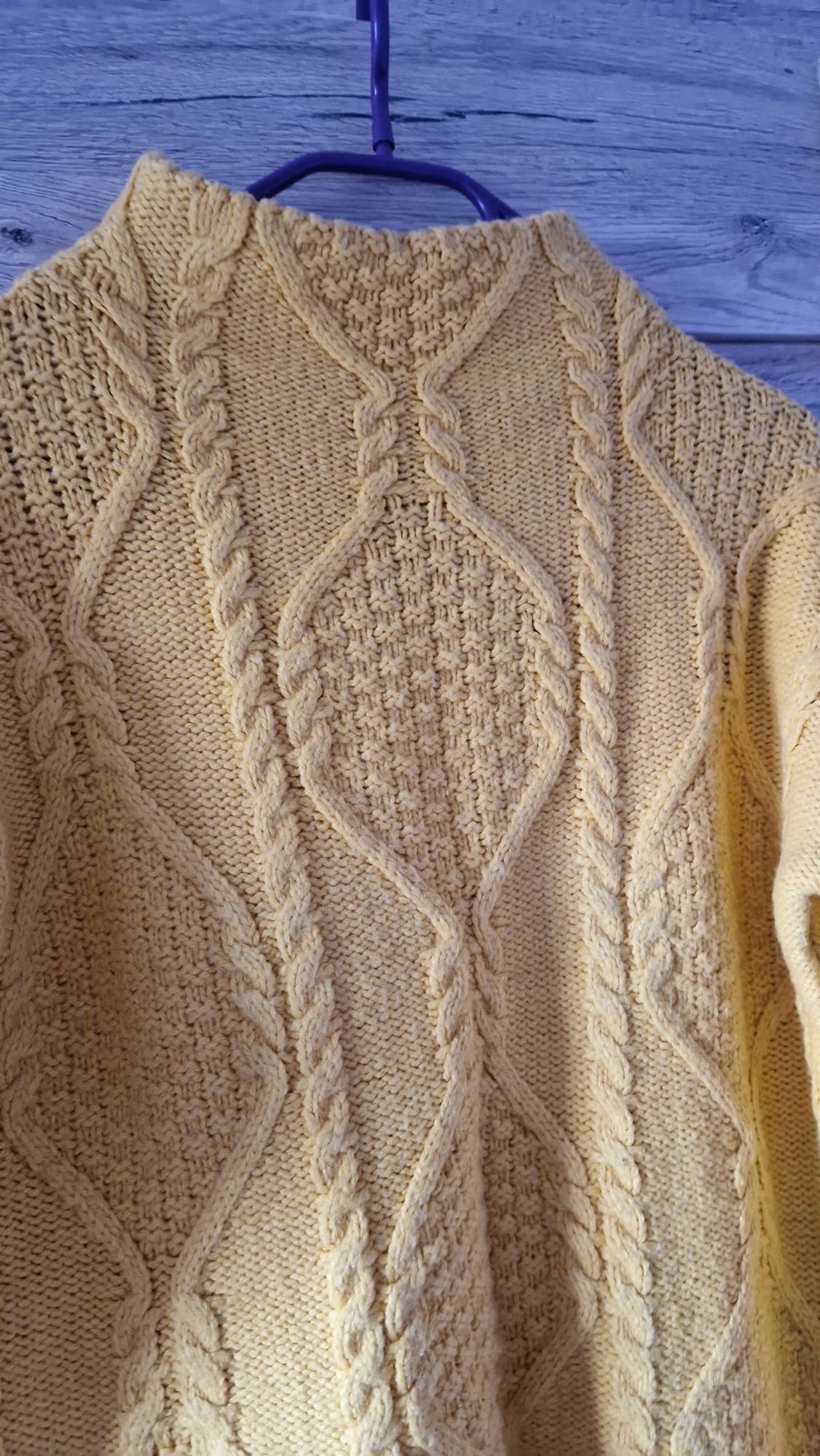 Sweter sweterek golf Reserved r.S musztardowy