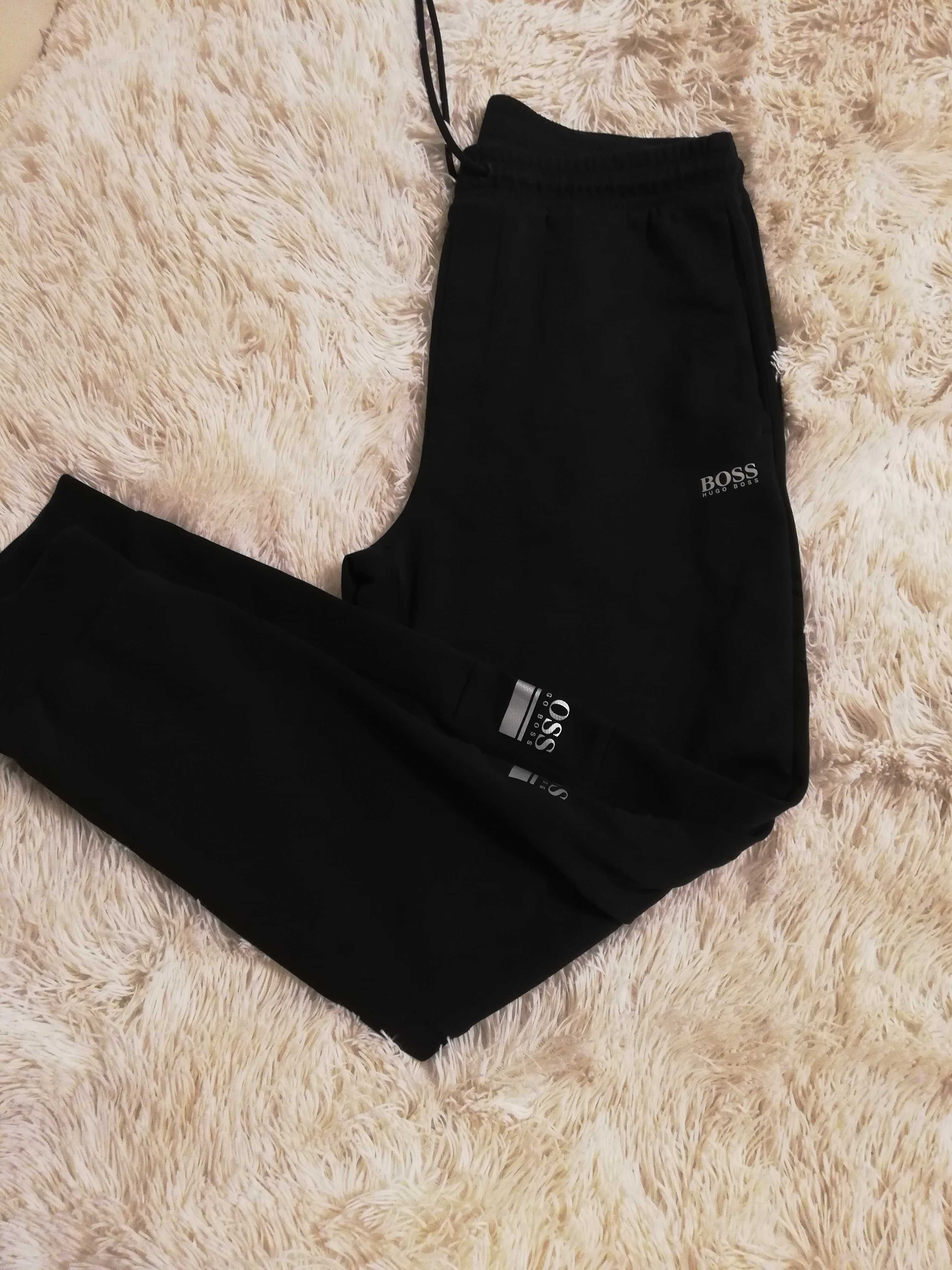spodnie dresowe Hugo Boss M 38