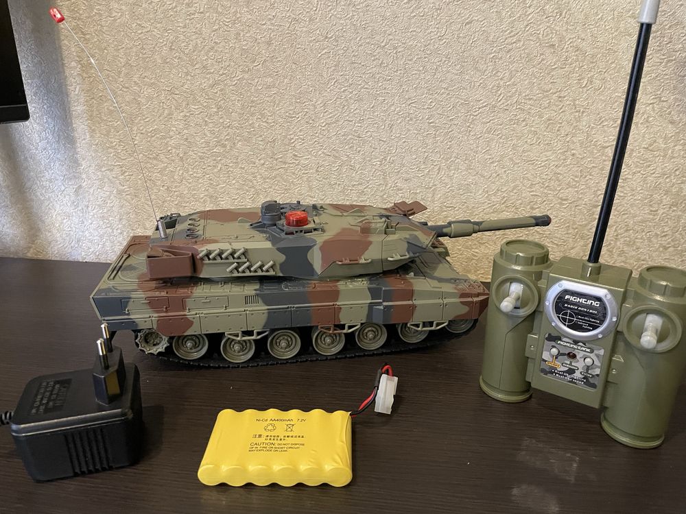 Танк на радіокеруванні Leopard 2 А6