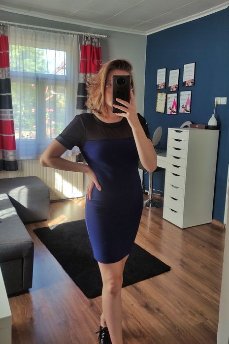 Granatowa sukienka obscisła mini krótka rozmiar S