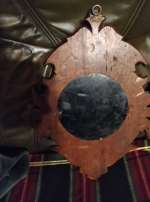 zegar ścienny chodzik typu "KARTEL" piękna obudowa