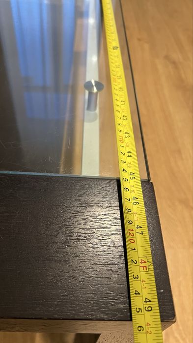 Скляний журнальний столик із масиву дерева (венге), в чудовому стані