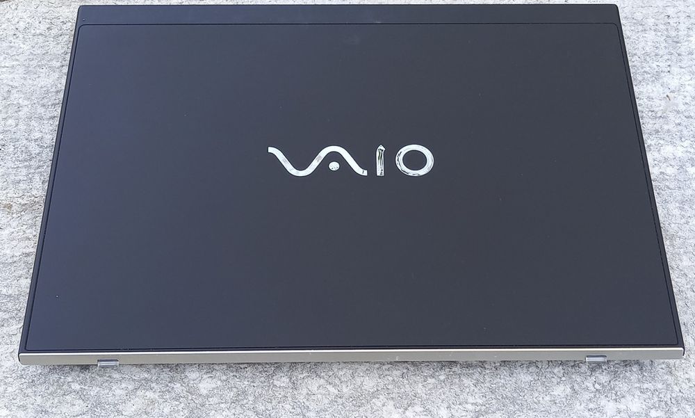 Ультракомпактный Sony VAIO SX12 (2021), i5/16Gb/512Gb/12.5''