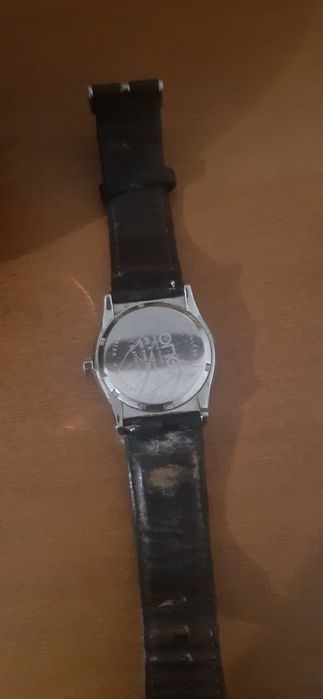 Relogios one  pulseira pele