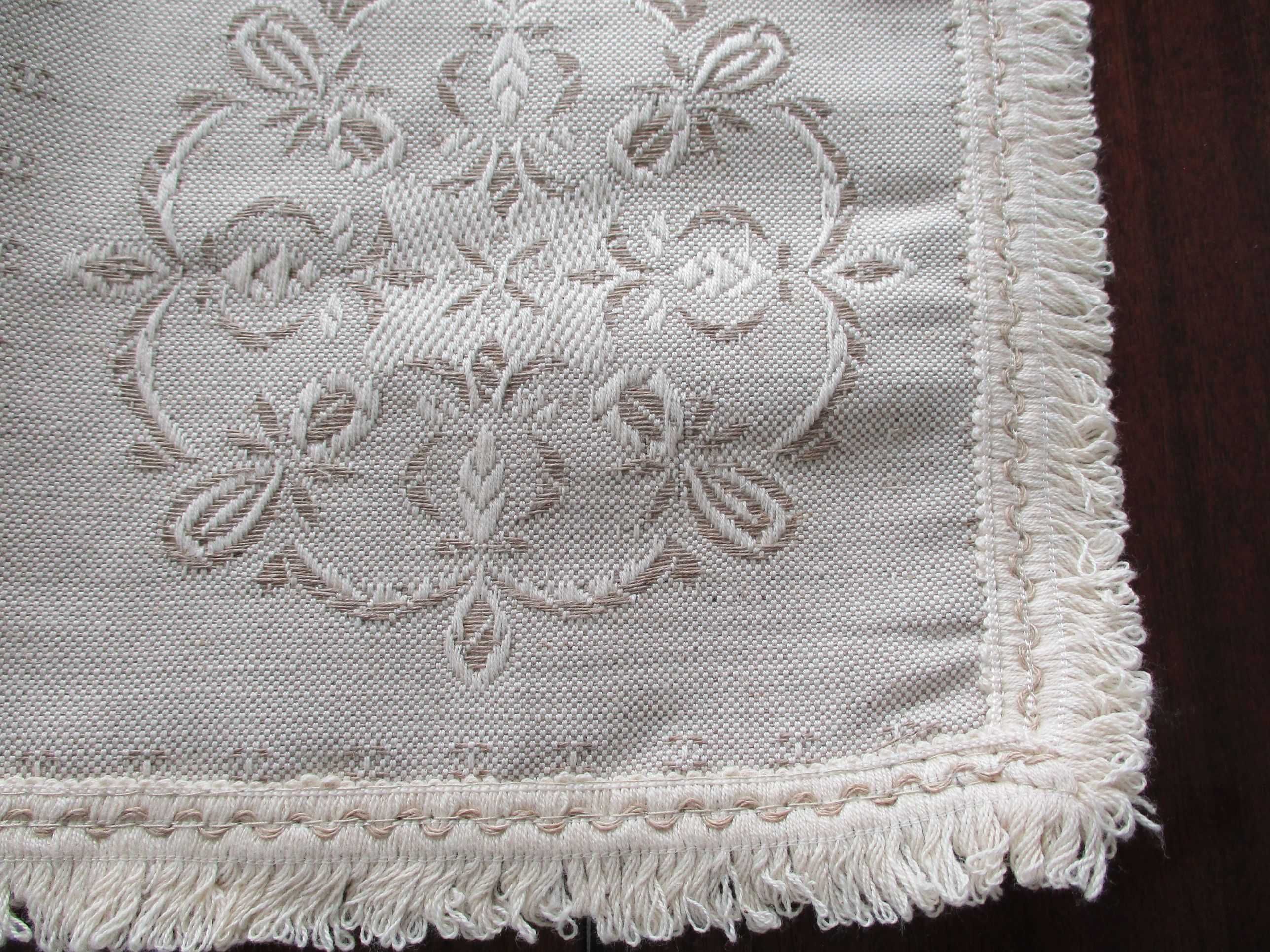 Conjunto de 9 Individuais de Mesa algodão/linho creme NOVOS 42 x 42 cm